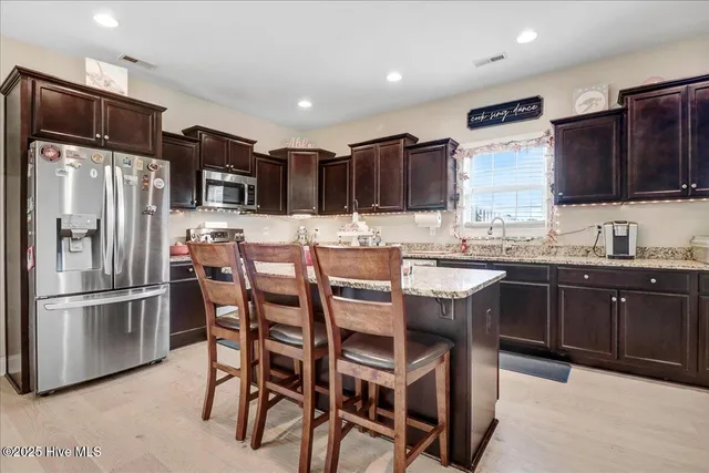 $392,500 | 125 Quail Hollow Drive, Goldsboro, NC 27534