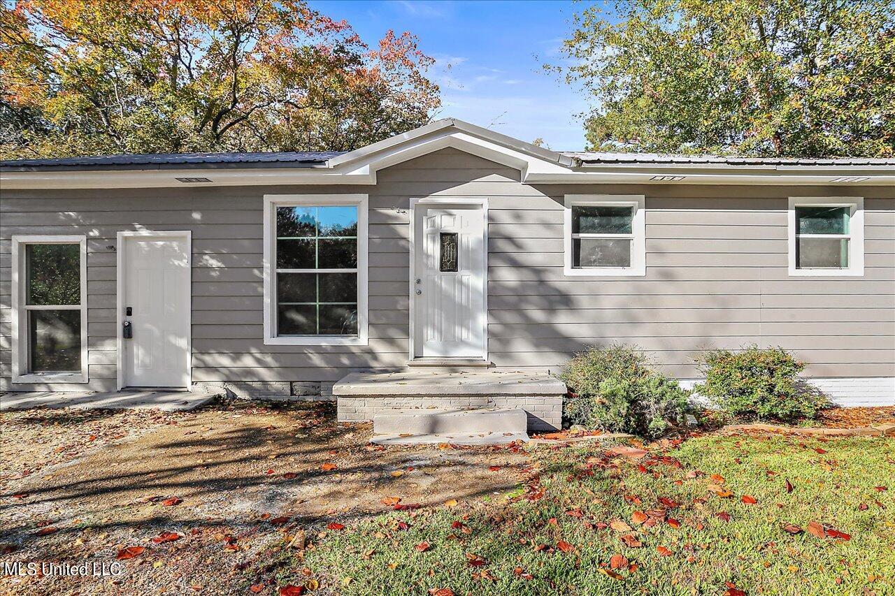 219 North Fox Hall Road Pearl, MS 39208 - Photo 4 of 18 04-219 N Fox Hall Rd