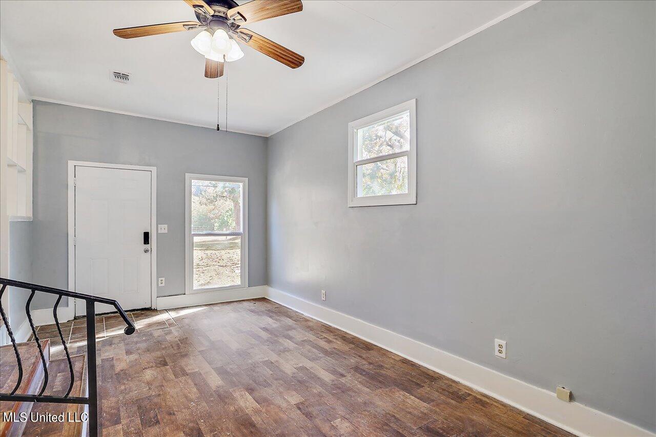 219 North Fox Hall Road Pearl, MS 39208 - Photo 10 of 18 10-219 N Fox Hall Rd