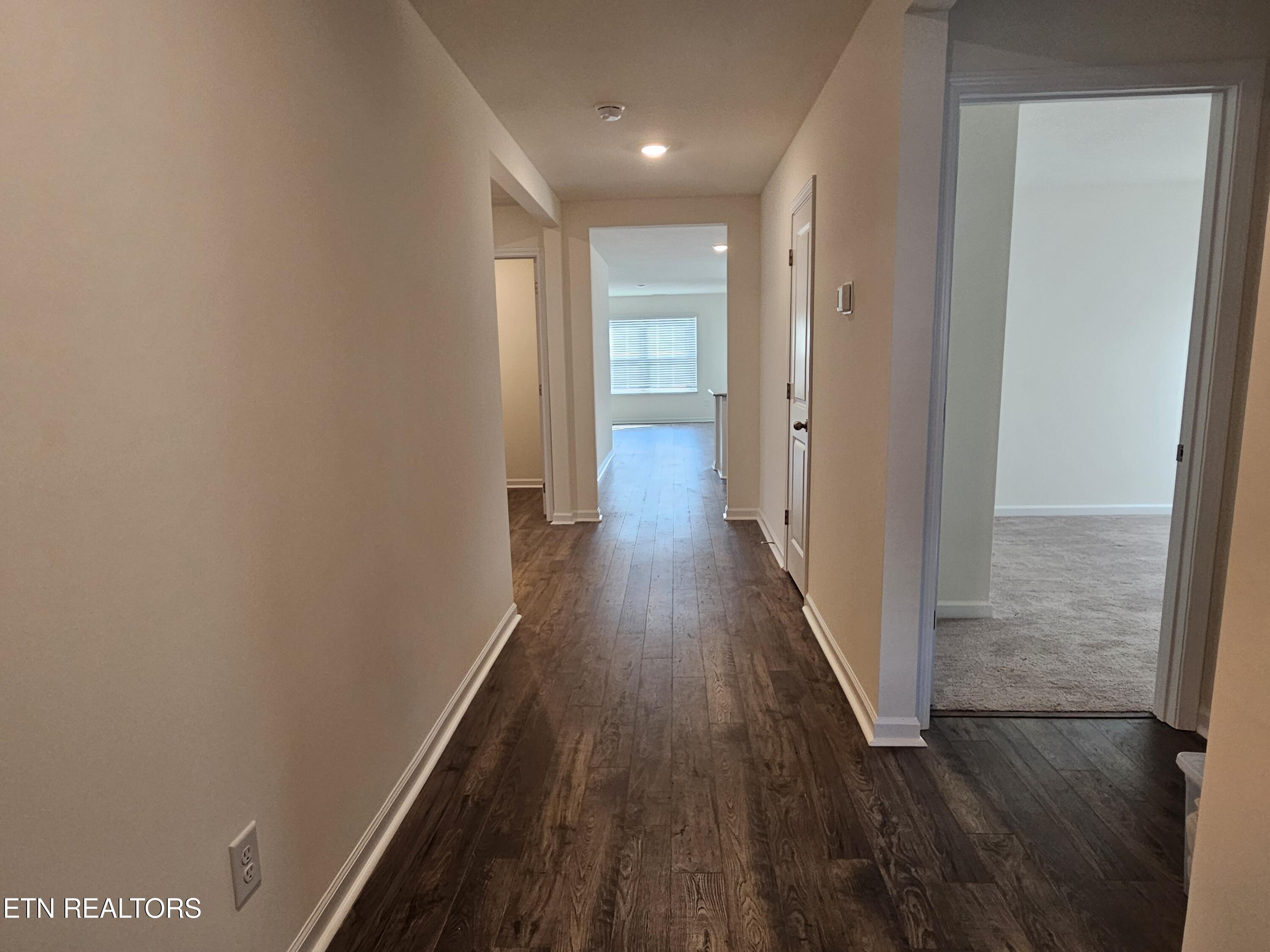 121 Walter Way Maynardville, TN 37807 - Photo 2 of 21 Entryway