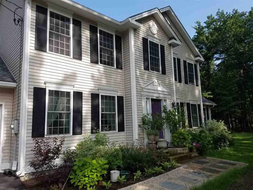 155 Mammoth Road Londonderry, NH 03053 - Photo 3 of 33