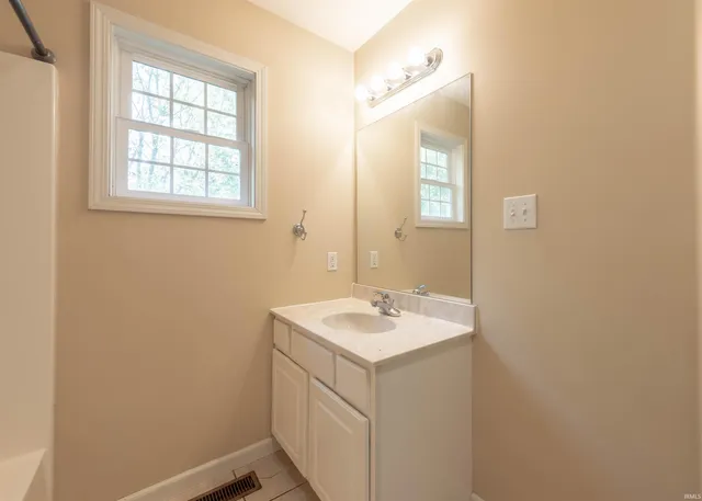 $1,450 | 3501 South Oaklawn Circle, Bloomington, IN 47401