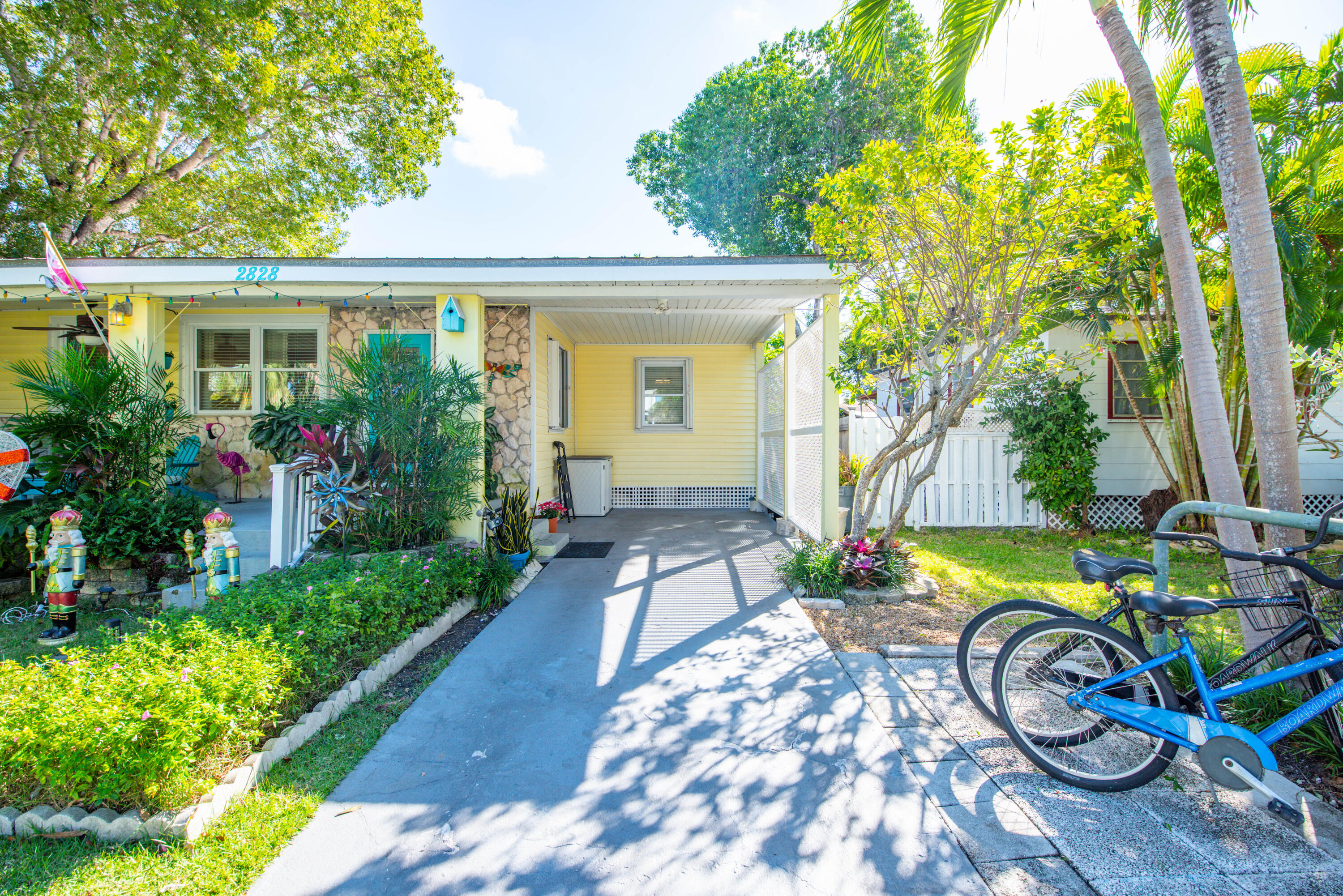 2828 Harris Avenue Key West, FL 33040 - Photo 39 of 45 022-2828HarrisAvenue-KeyWest-FL-33040-FU