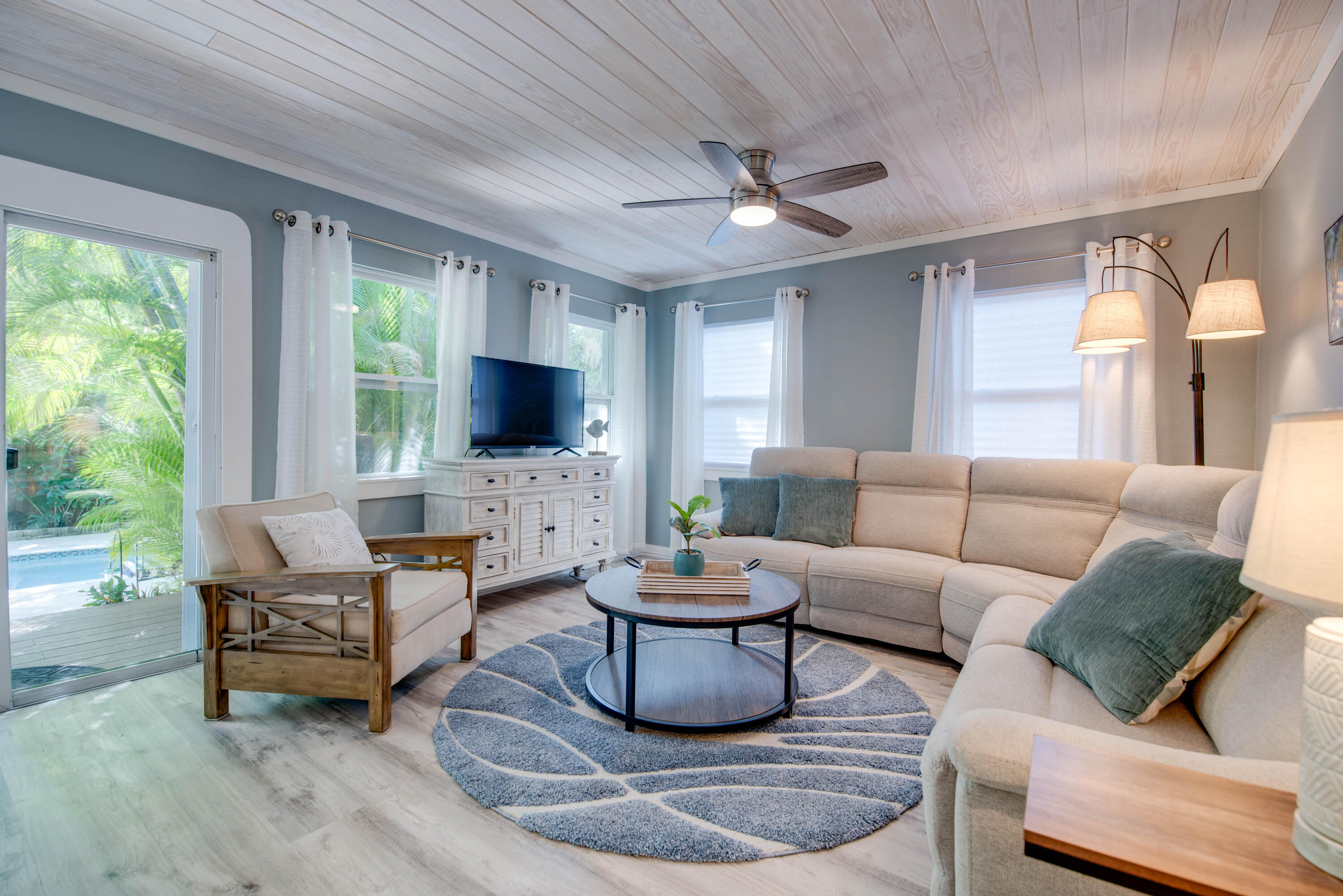2828 Harris Avenue Key West, FL 33040 - Photo 6 of 45 041-2828HarrisAvenue-KeyWest-FL-33040-FU