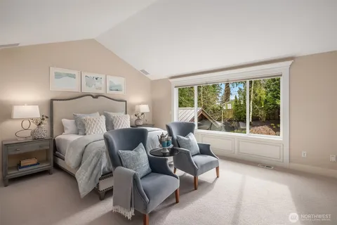 $4,680,000 | 9843 Northeast 25th Street, Bellevue, WA 98004