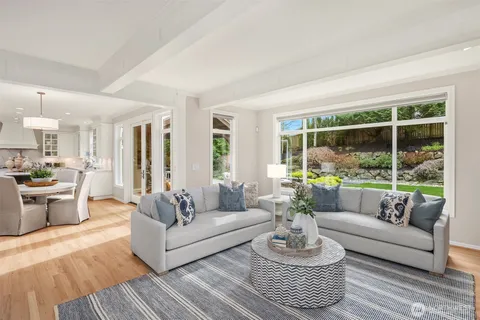 $4,680,000 | 9843 Northeast 25th Street, Bellevue, WA 98004