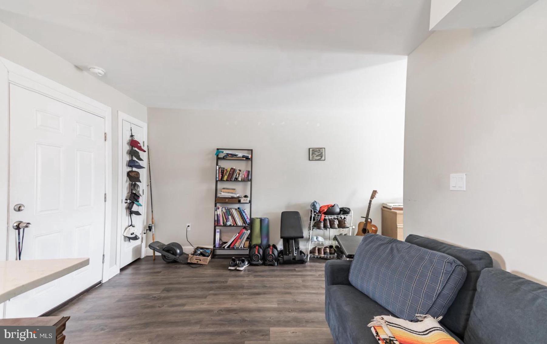 3813 Baring Street Philadelphia, PA 19104 - Photo 31 of 43 Unit 3 - Living Area