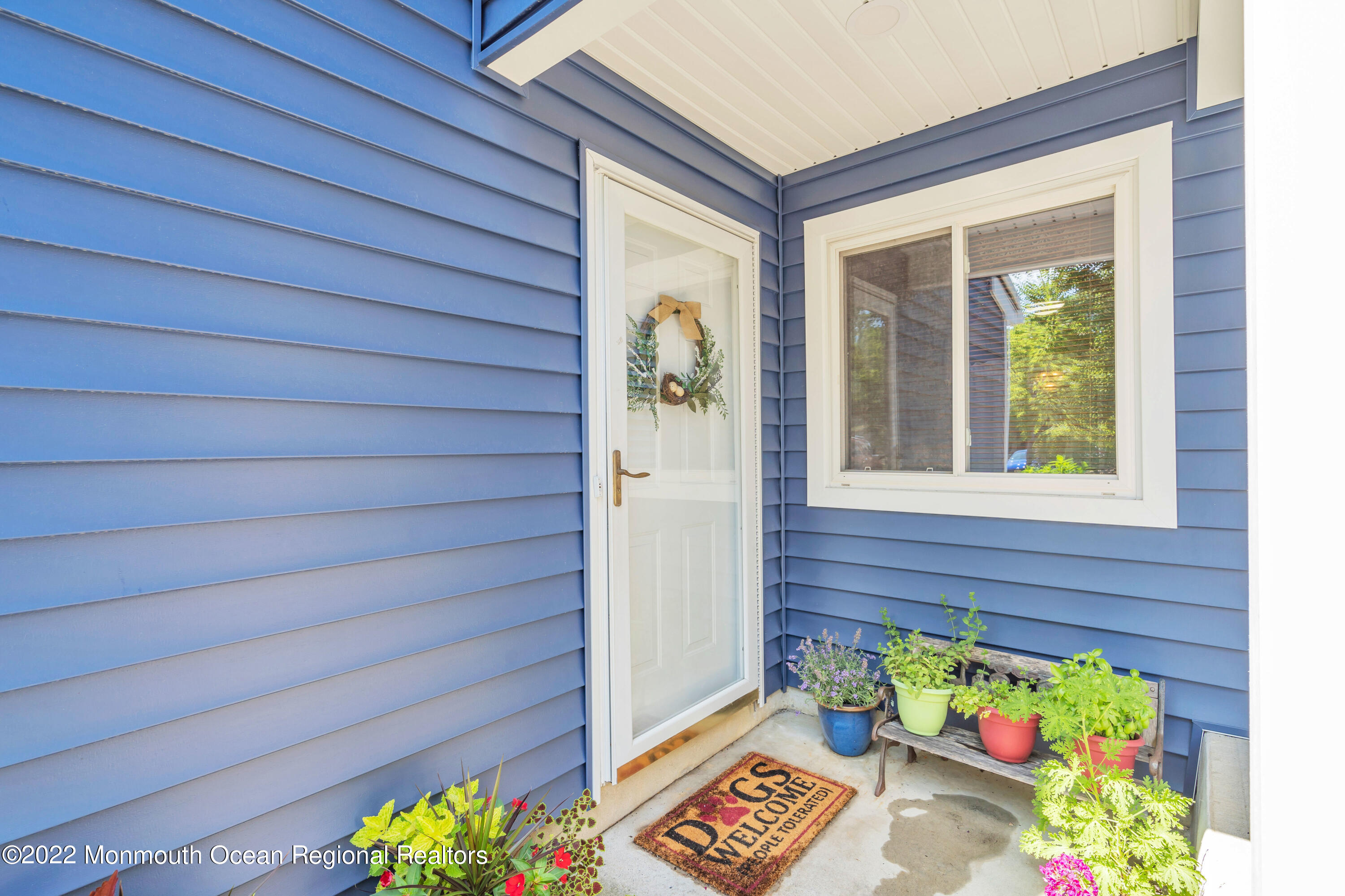 4 Spring Court Tinton Falls, NJ 07724 - Photo 3 of 31 008_dsc09741