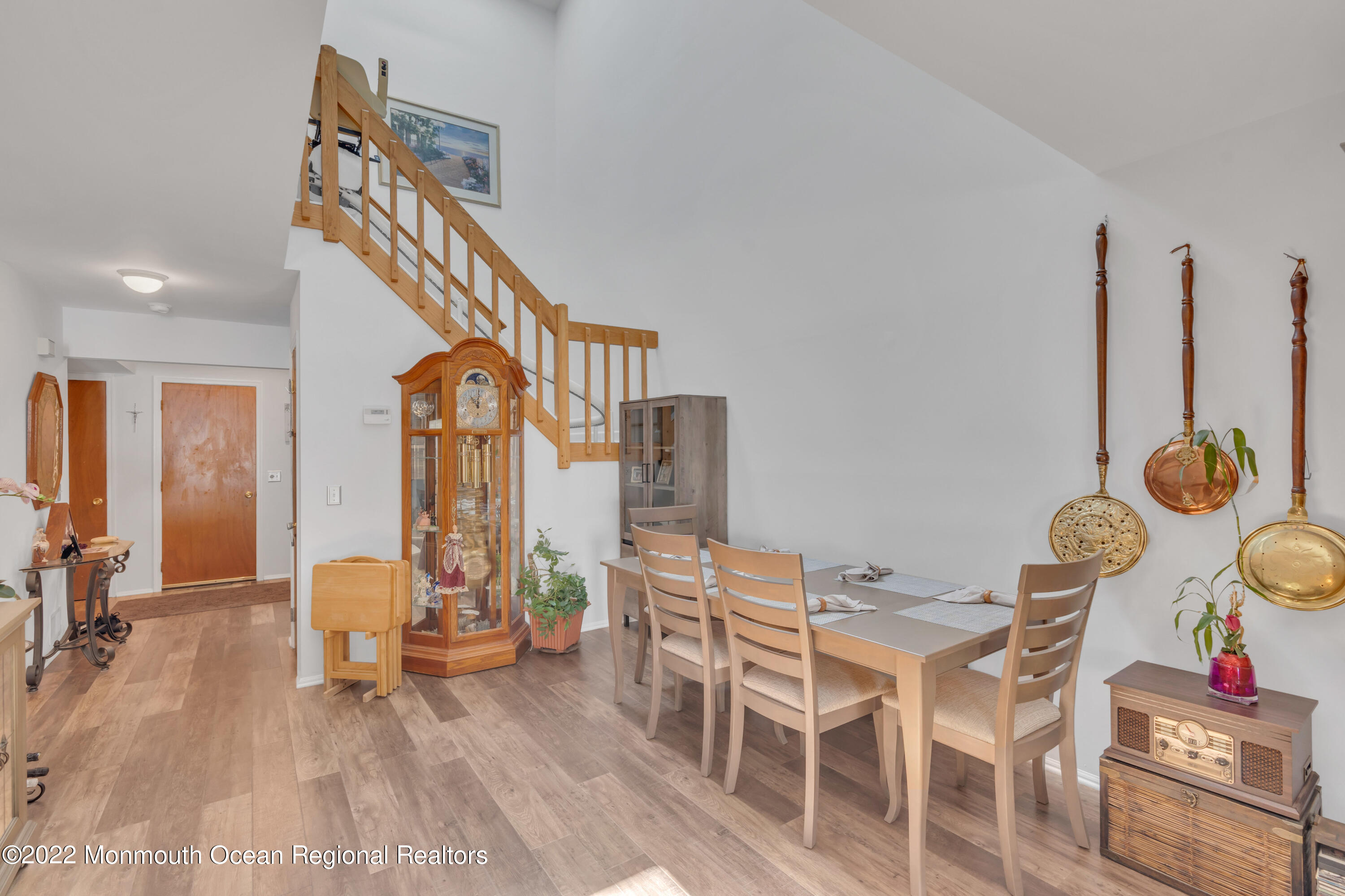 4 Spring Court Tinton Falls, NJ 07724 - Photo 9 of 31 011_dsc09546