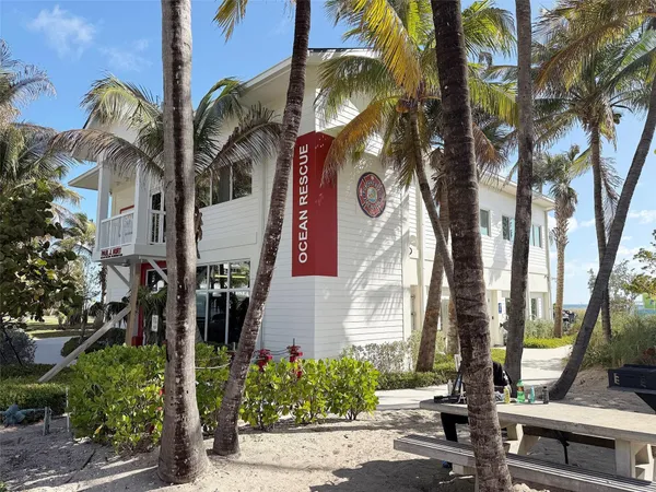 $2,400 | 1201 South Riverside Drive, Unit 207, Pompano Beach, FL 33062