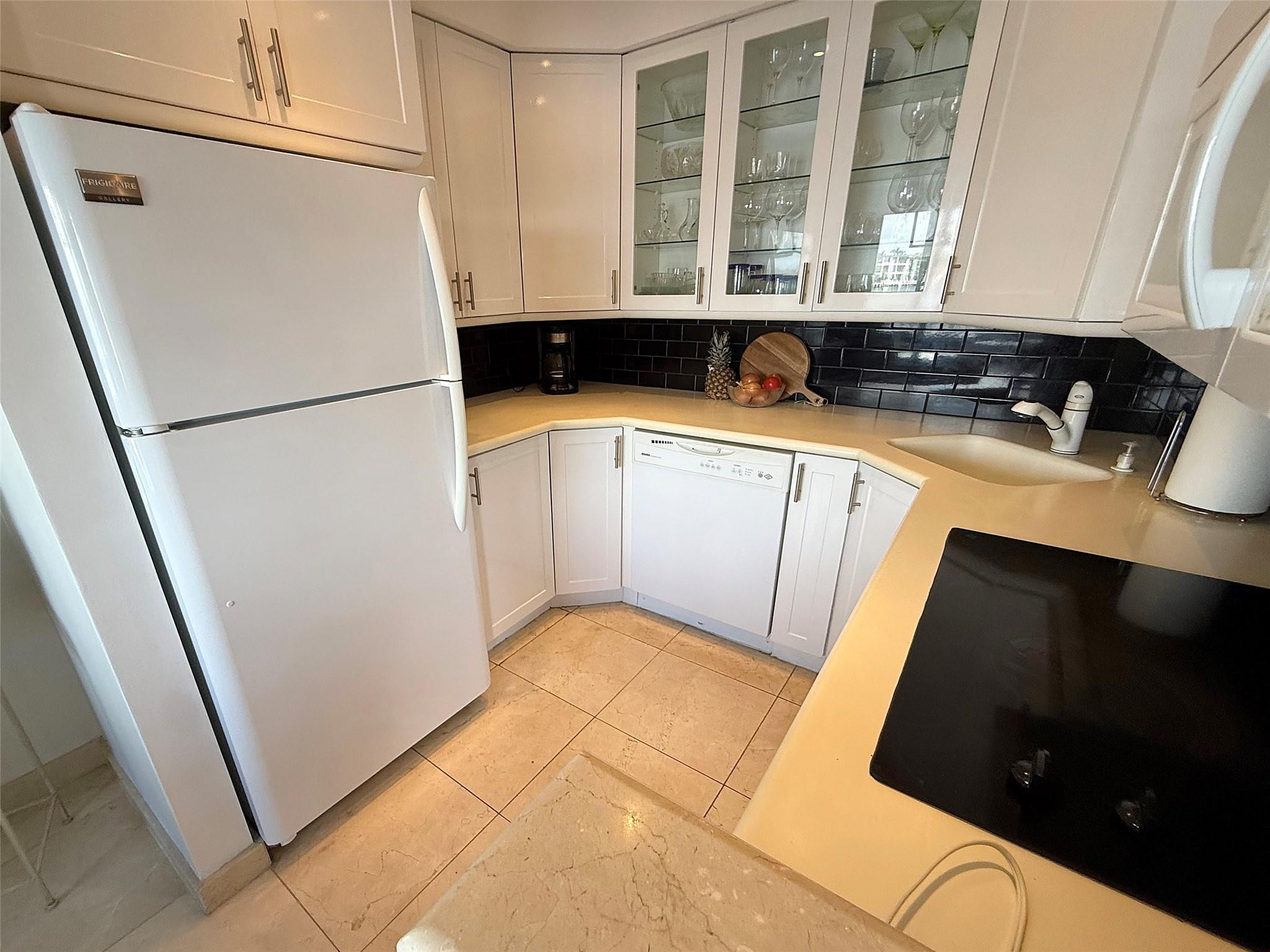 1201 South Riverside Drive, Unit 207 Pompano Beach, FL 33062 - Photo 8 of 33 Photo 8