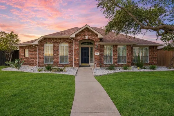 $420,000 | 2071 Garrison Drive, Rockwall, TX 75032