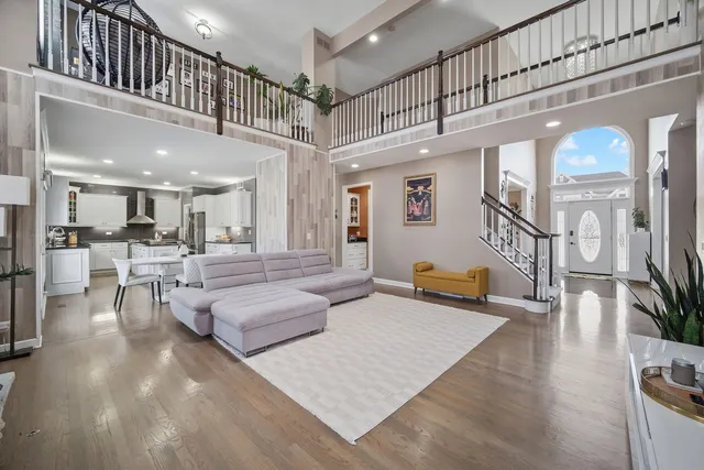 $799,900 | 2700 Harlstone Drive, Aurora, IL 60502