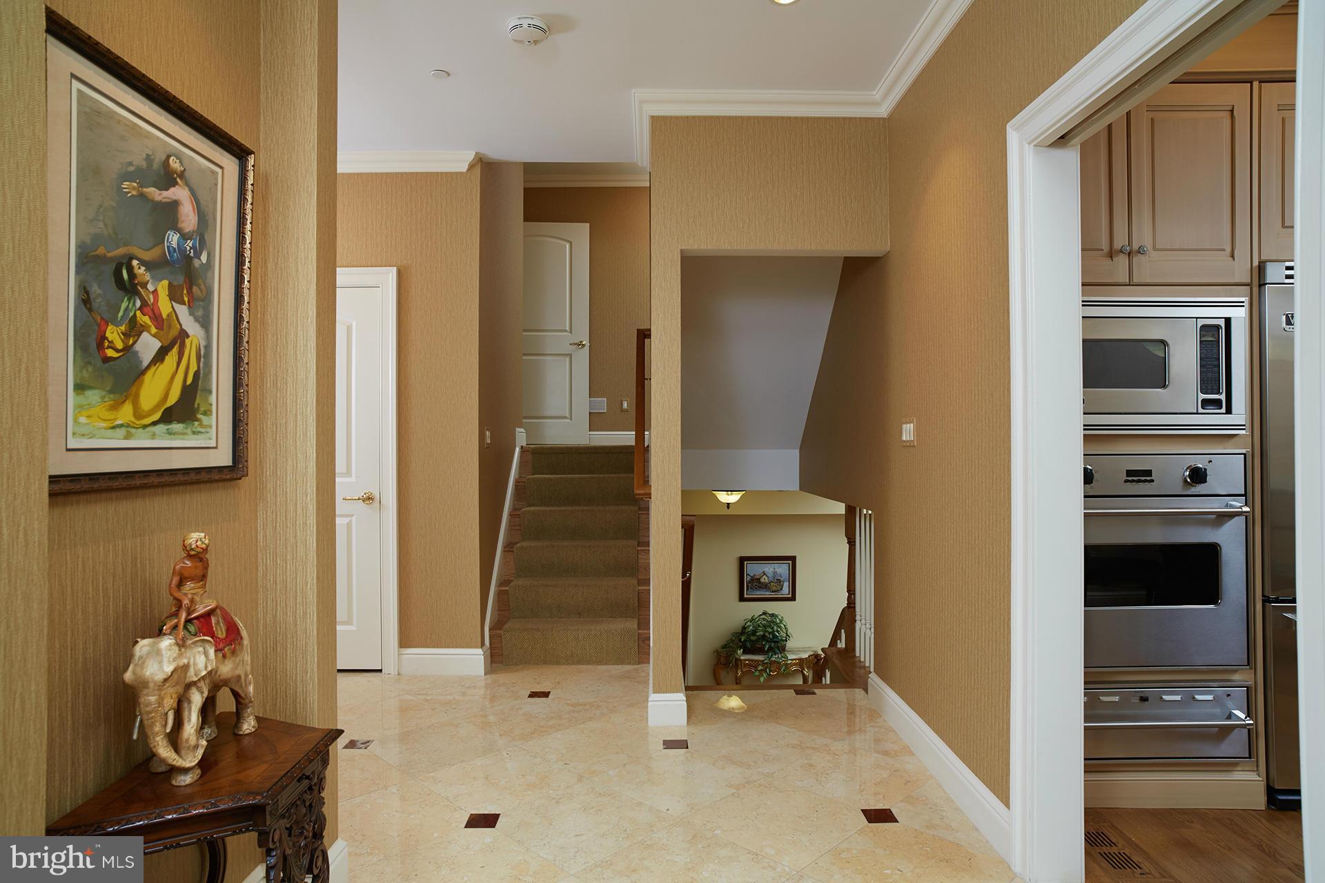 4521 29th Street Northwest Washington, DC 20008 - Photo 5 of 29 Interior (General)