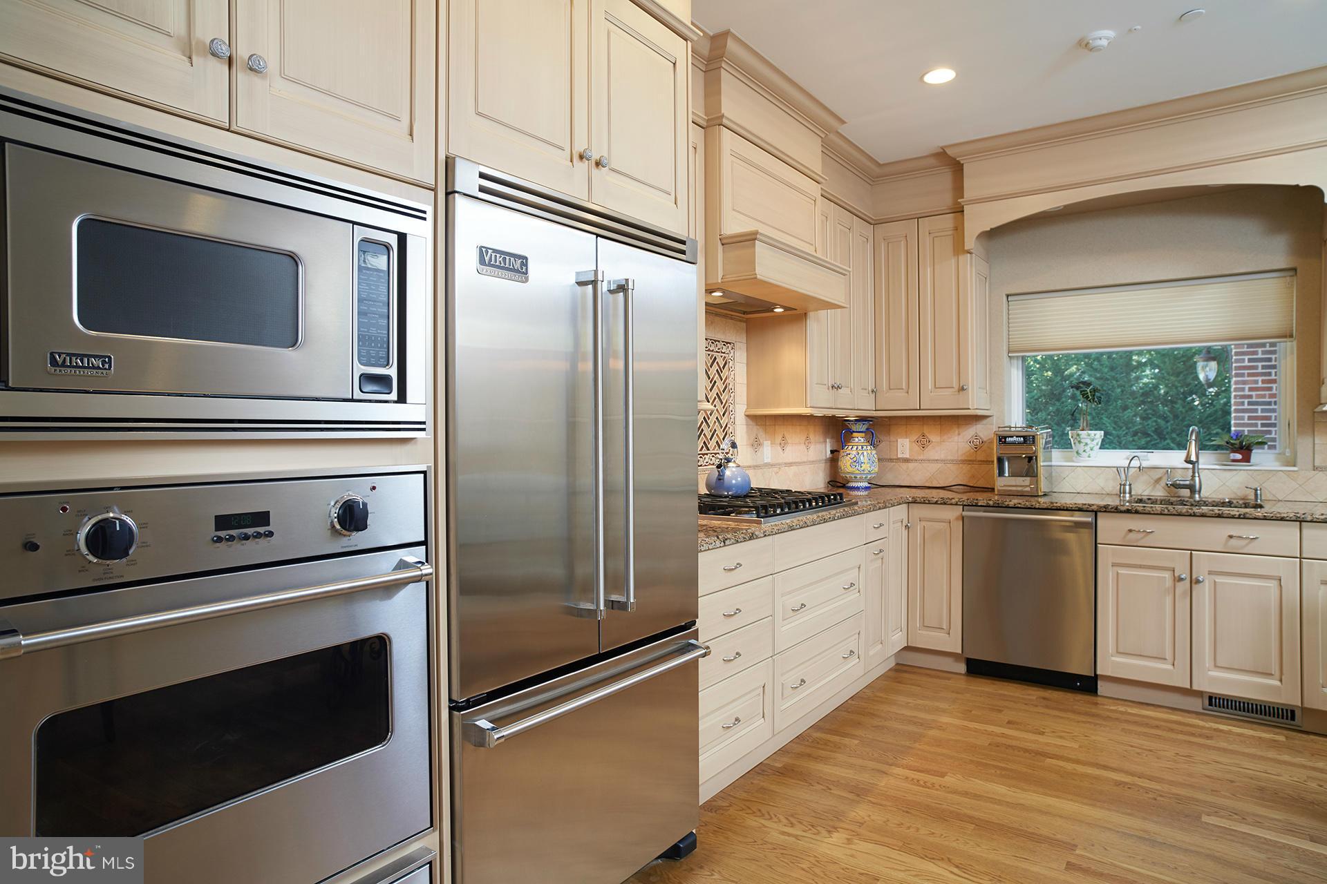 4521 29th Street Northwest Washington, DC 20008 - Photo 6 of 29 Kitchen