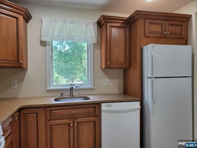 $4,900 | 132 Chadwick Place, Glen Rock, NJ 07452