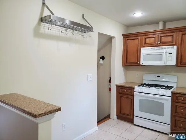 $4,900 | 132 Chadwick Place, Glen Rock, NJ 07452