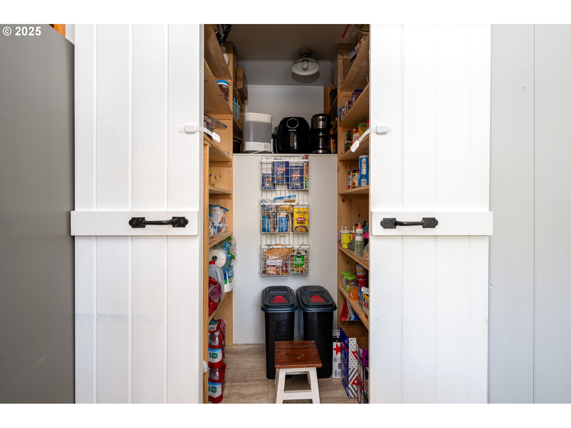 23636 Highway 224 Boring, OR 97009 - Photo 21 of 48 a view of walk in closet