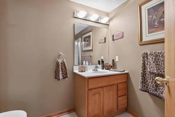 $269,900 | 1318 McAndrews Road East, Unit 23, Burnsville, MN 55337