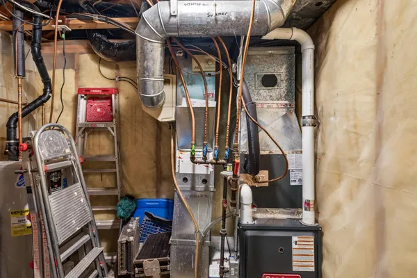 $269,900 | 1318 McAndrews Road East, Unit 23, Burnsville, MN 55337