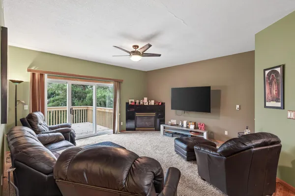 $269,900 | 1318 McAndrews Road East, Unit 23, Burnsville, MN 55337