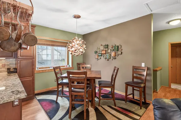 $269,900 | 1318 McAndrews Road East, Unit 23, Burnsville, MN 55337