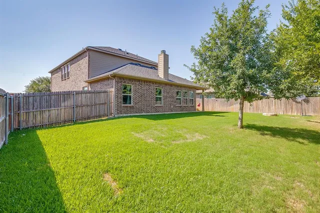 $370,000 | 373 Pin Cushion Trail, Burleson, TX 76028