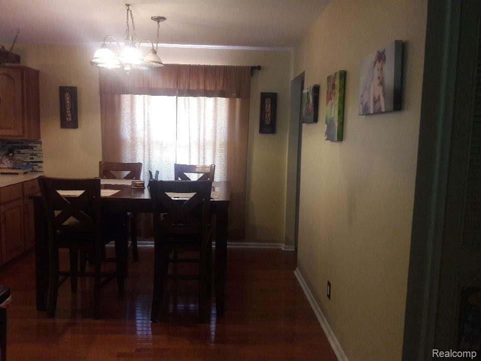 5141 Middleboro Road Grand Blanc, MI 48439 - Photo 18 of 55 IMG_1526.JPG