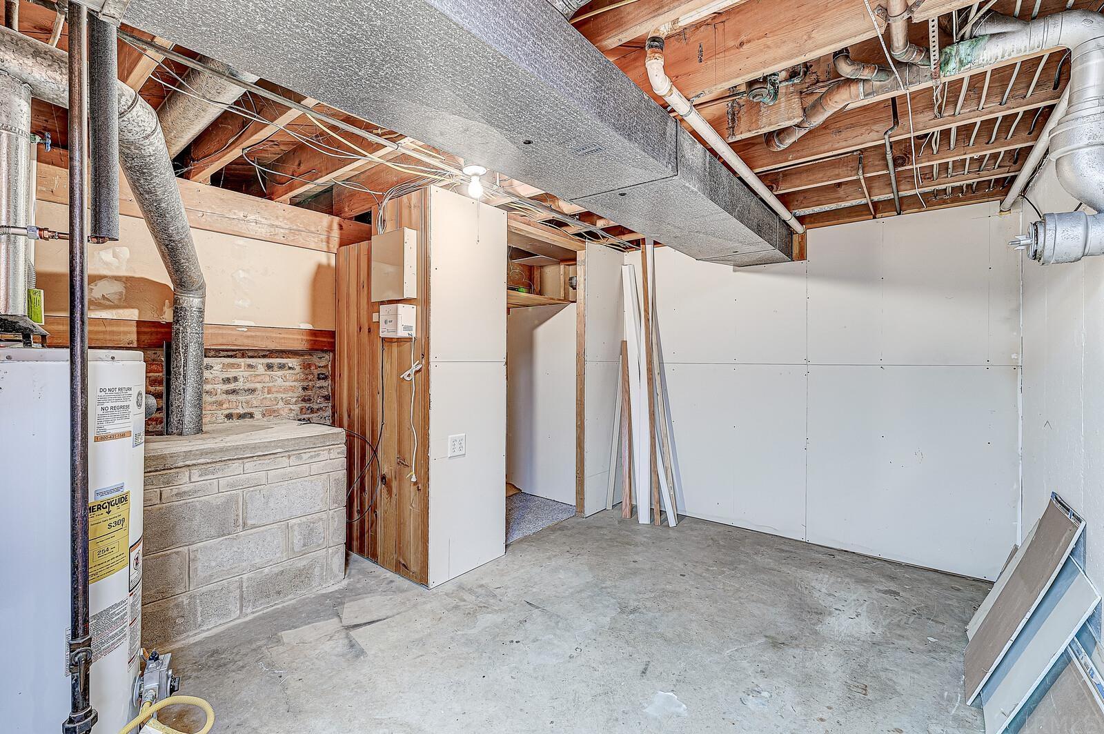 51374 Orange Road South Bend, IN 46628 - Photo 22 of 26 Gallery Image 22