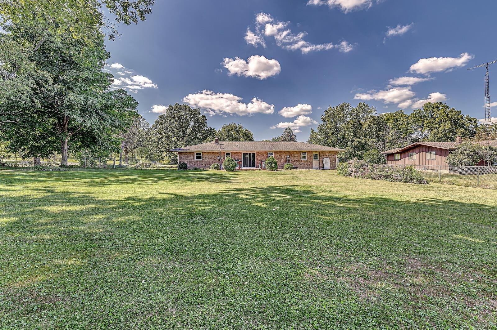 51374 Orange Road South Bend, IN 46628 - Photo 24 of 26 Gallery Image 24