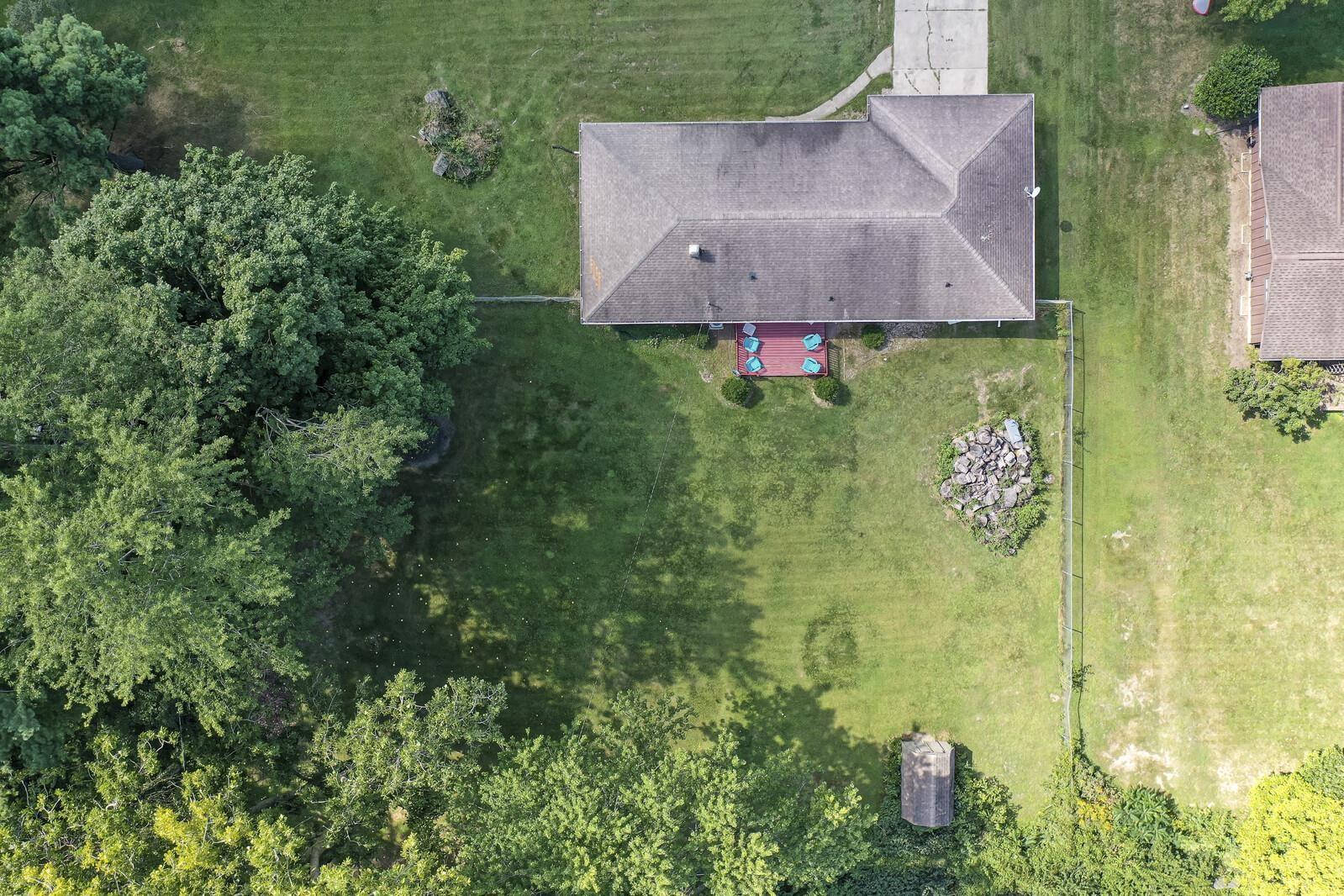 51374 Orange Road South Bend, IN 46628 - Photo 25 of 26 Gallery Image 25