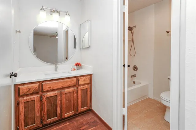 $2,250 | 1963 Shorewood Drive, Grapevine, TX 76051