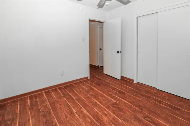 $2,250 | 1963 Shorewood Drive, Grapevine, TX 76051