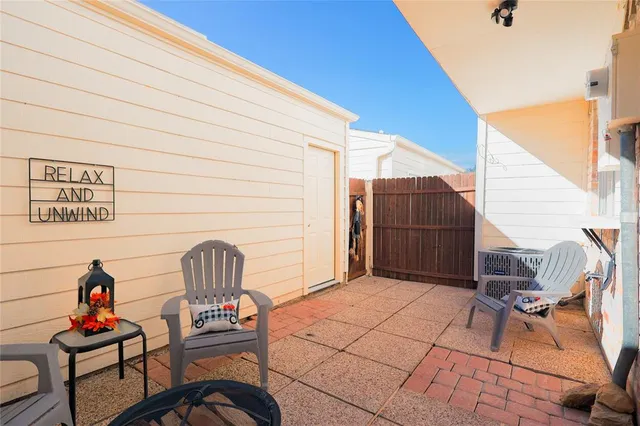 $2,250 | 1963 Shorewood Drive, Grapevine, TX 76051