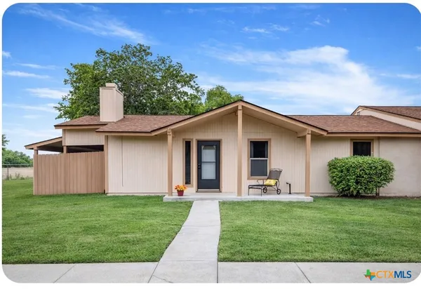 $148,000 | 1051 Country Club Drive, Unit 20, Seguin, TX 78155