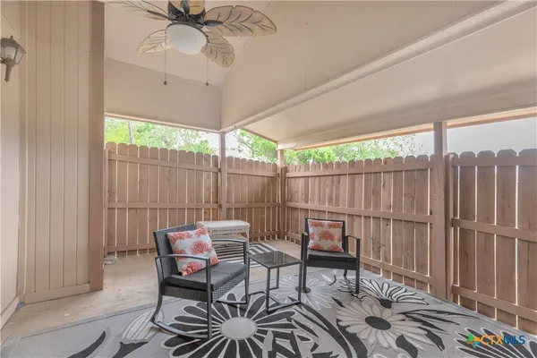 $148,000 | 1051 Country Club Drive, Unit 20, Seguin, TX 78155