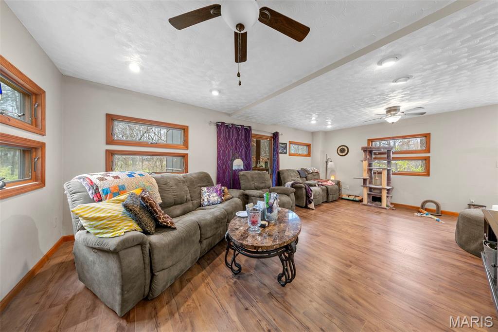 1835 Rock Springs Road Wright City, MO 63390 - Photo 3 of 37