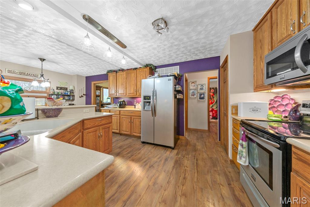 1835 Rock Springs Road Wright City, MO 63390 - Photo 7 of 37