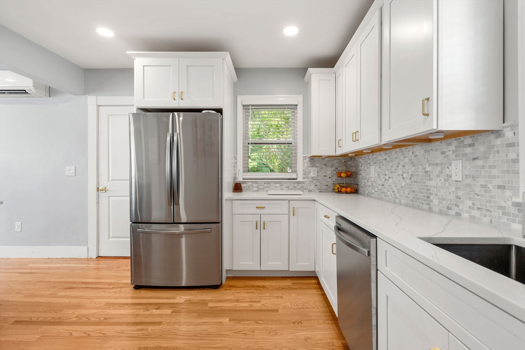 26 Clark Street Danvers, MA 01923 - Photo 14 of 42