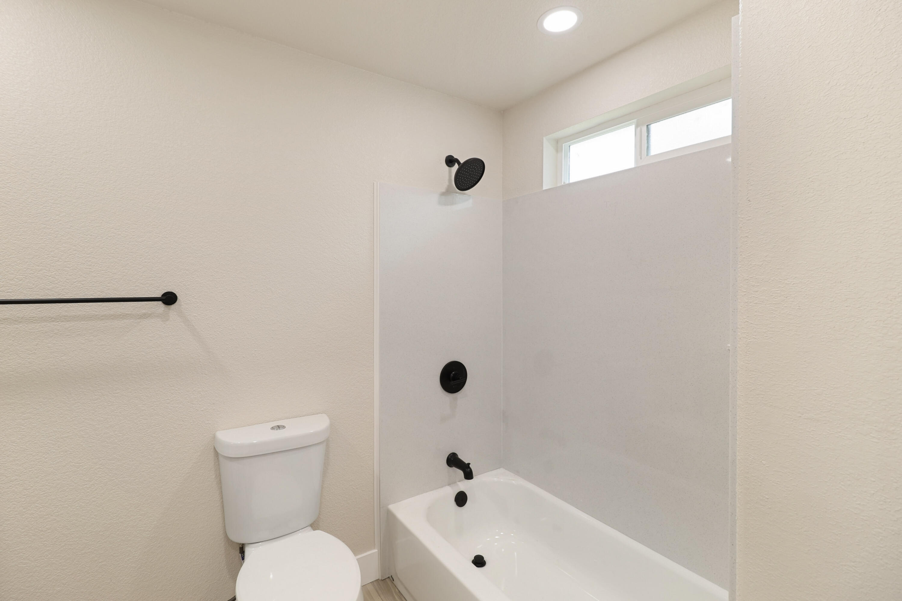 2460 Balls Ferry Road Anderson, CA 96007 - Photo 21 of 37 21-05 (2)