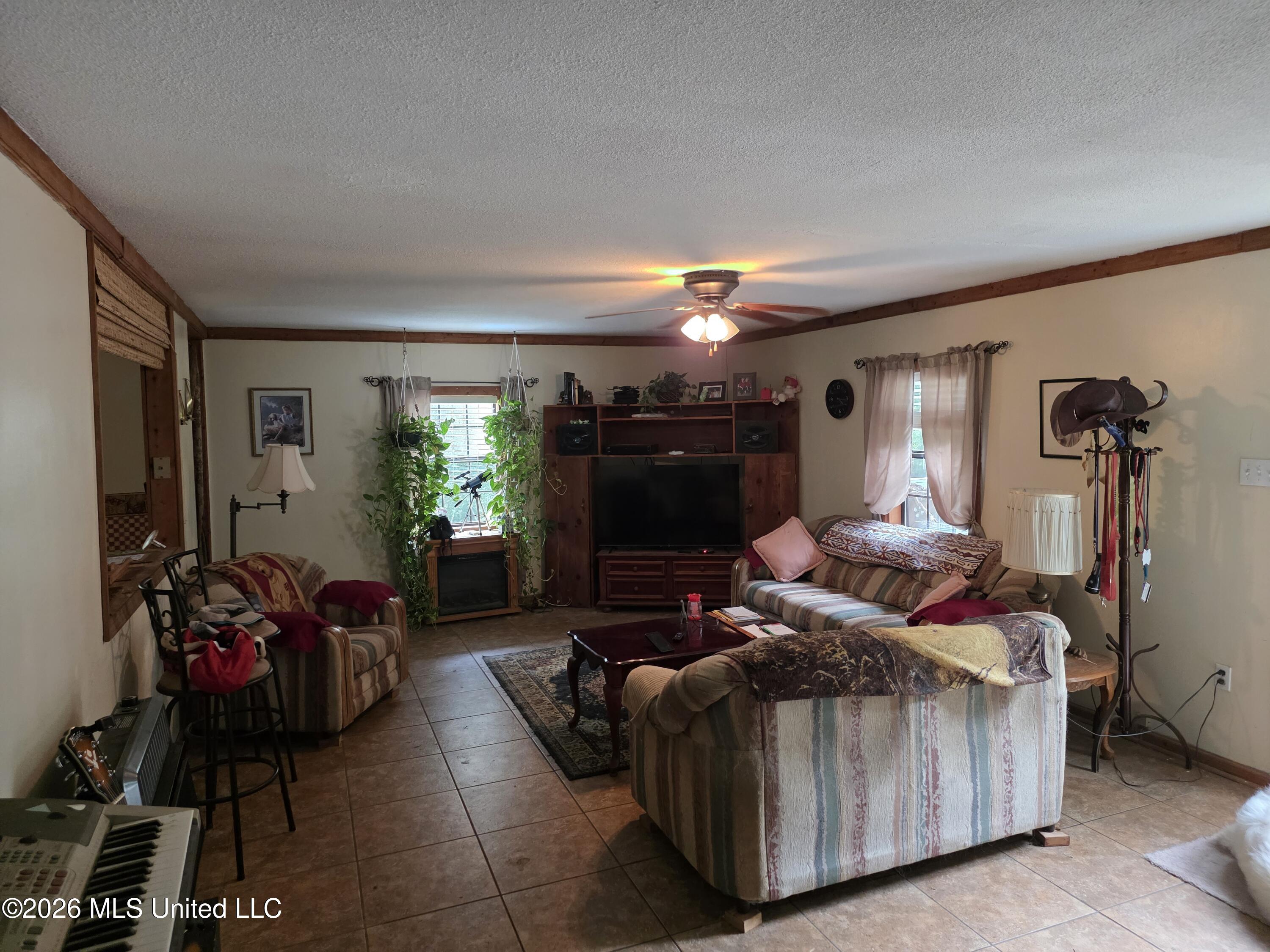2025 Hendrix Road Coffeeville, MS 38922 - Photo 2 of 27 LR