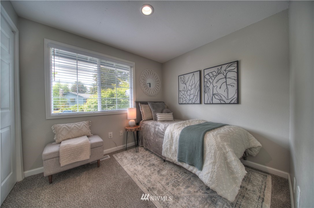 11917 Northeast 159th Street Bothell, WA 98011 - Photo 11 of 30 Gallery Image 11