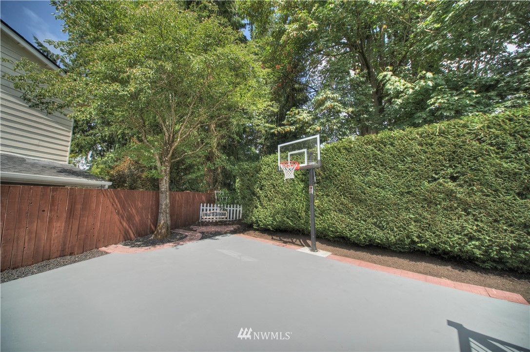 11917 Northeast 159th Street Bothell, WA 98011 - Photo 21 of 30 Gallery Image 21