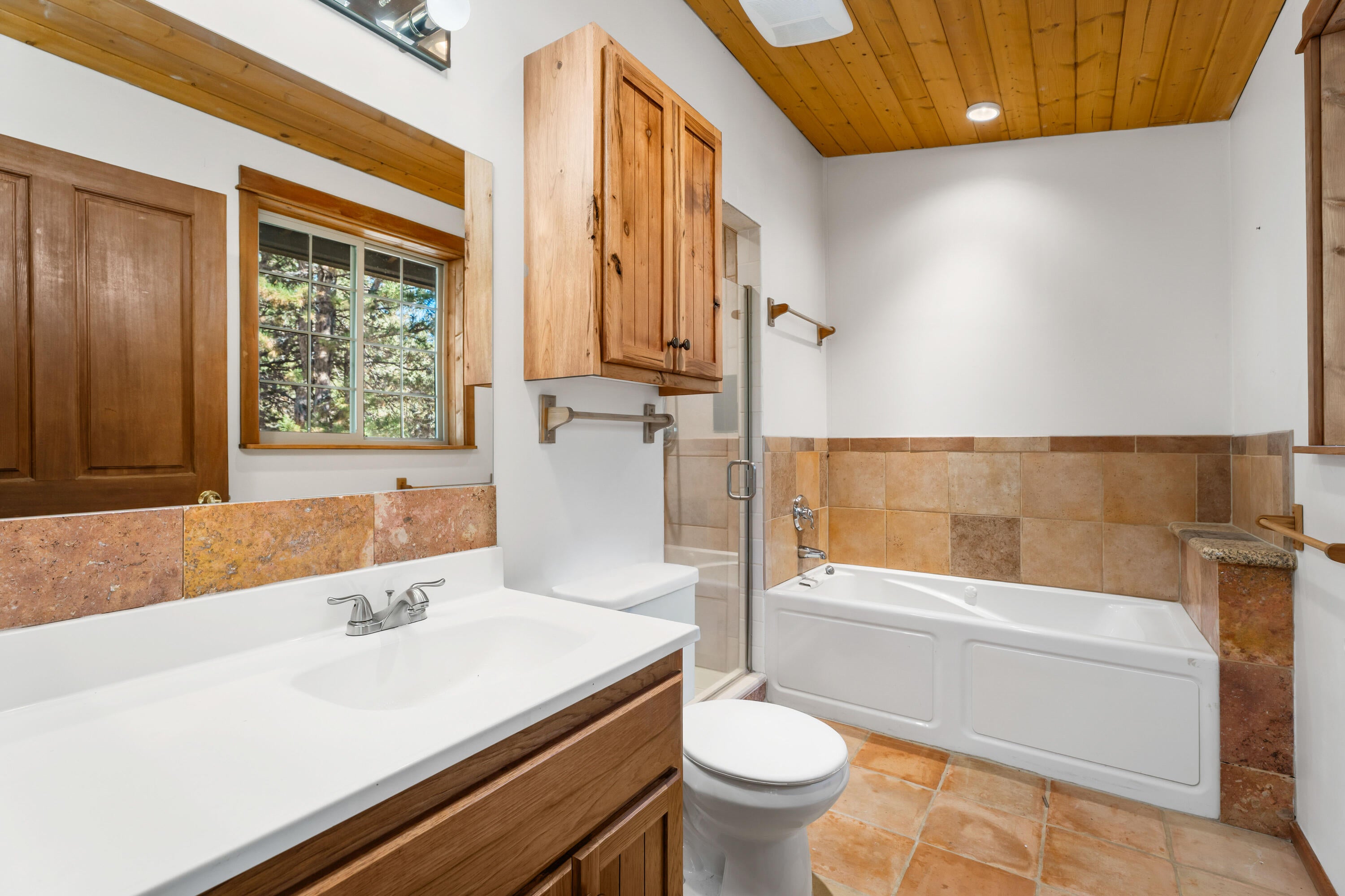 21910 Rickard Road Bend, OR 97702 - Photo 12 of 42 12