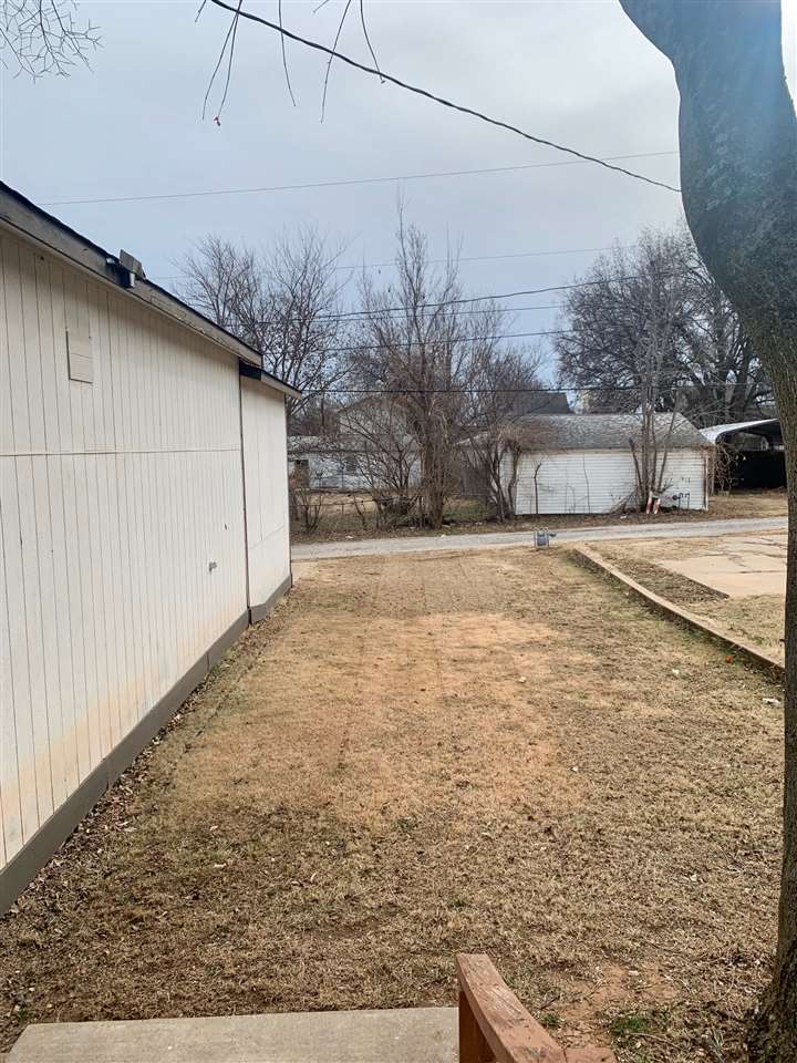 810 Delaware Perry, OK 73077 - Photo 20 of 21 Gallery Image 20