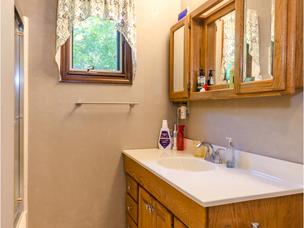 65 Federal Hill Road Hollis, NH 03049 - Photo 12 of 33