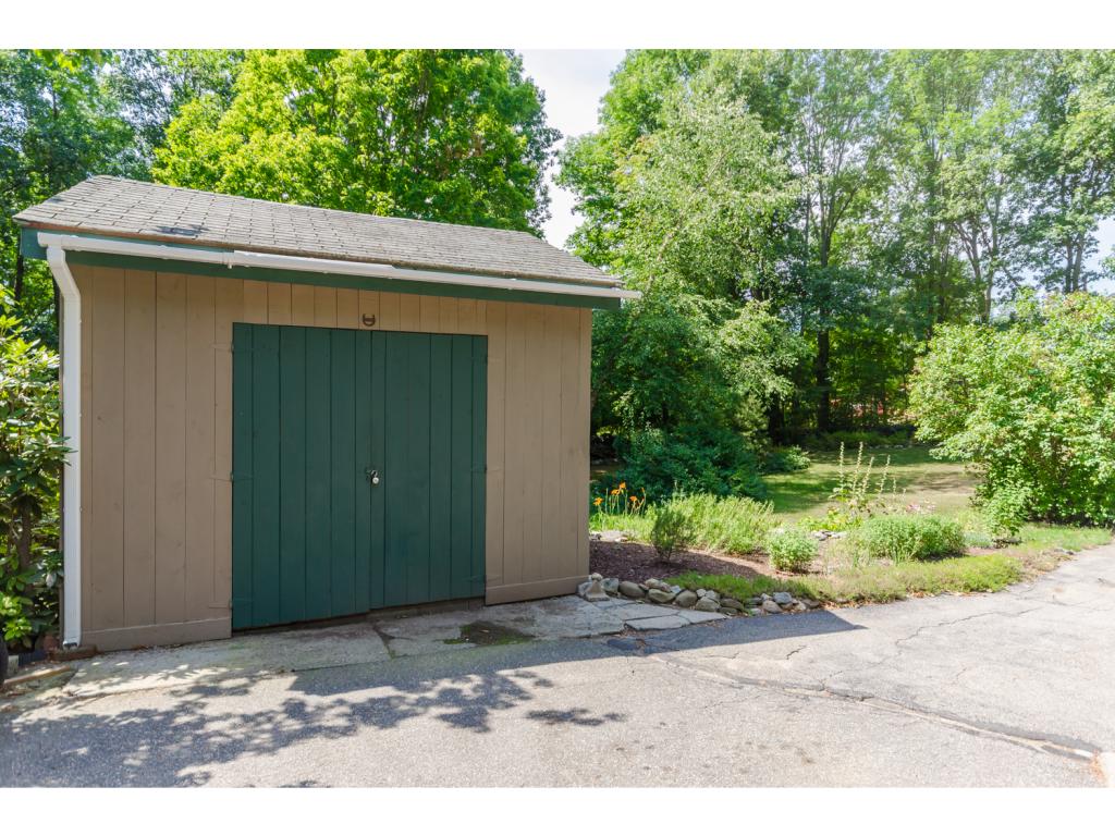 65 Federal Hill Road Hollis, NH 03049 - Photo 25 of 33