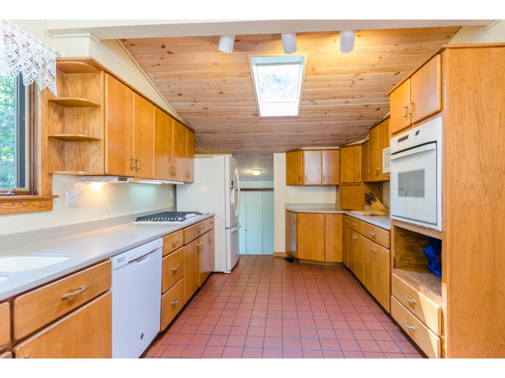 65 Federal Hill Road Hollis, NH 03049 - Photo 8 of 33