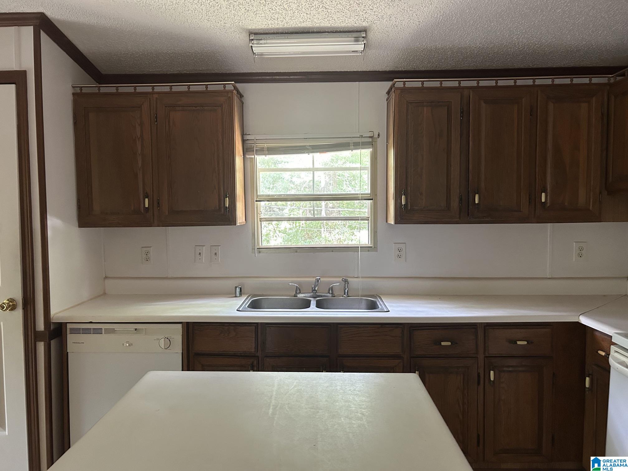 53 Colvard Drive Ohatchee, AL 36271 - Photo 5 of 19