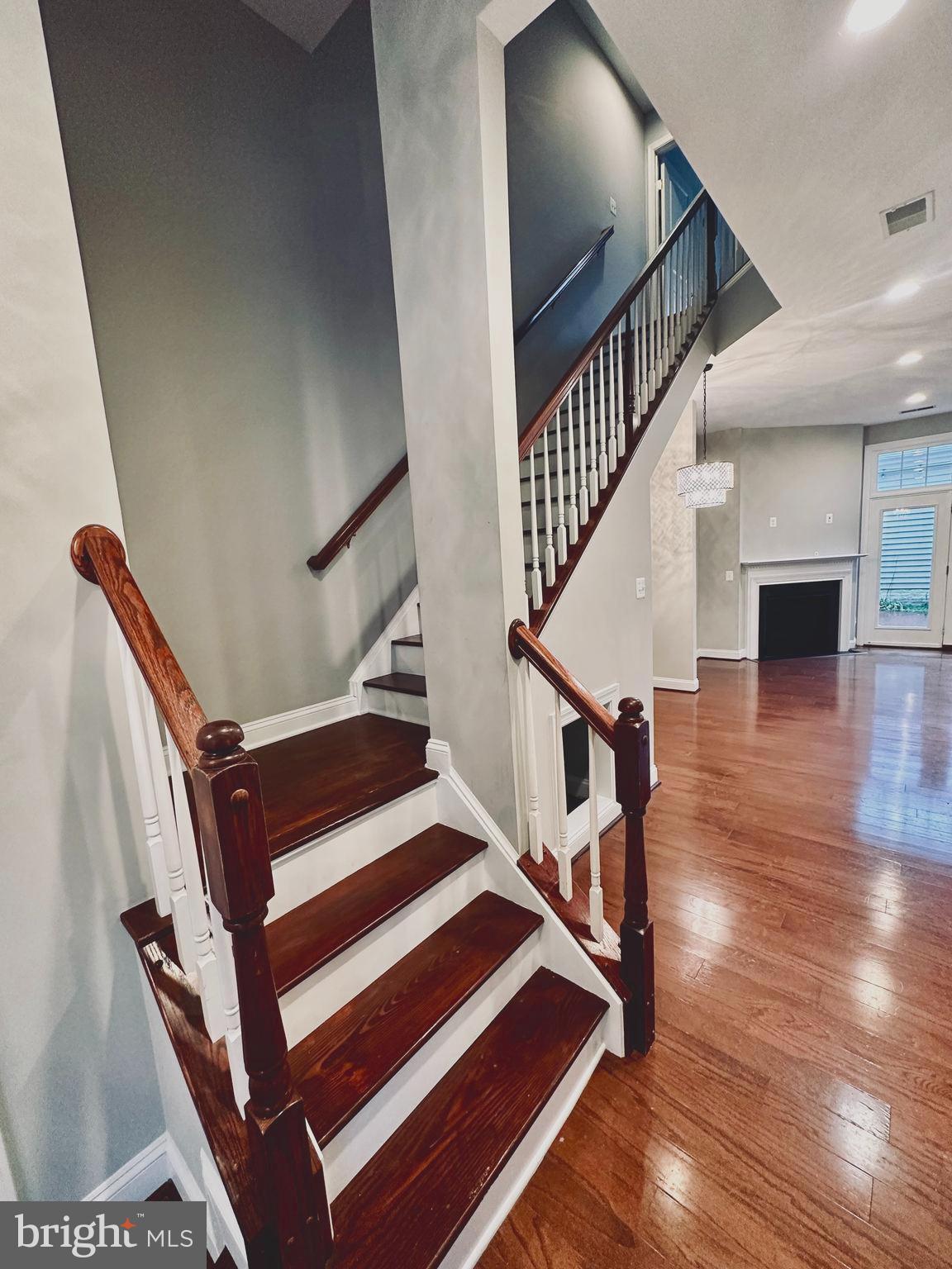 9032 Ribbon Falls Loop Bristow, VA 20136 - Photo 5 of 31 a view of entryway